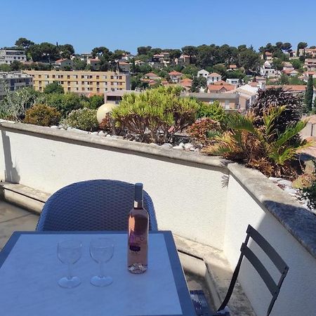 Grand Studio Terrasse De Standing, Pleine Vue Village Et Mer 카리르루에 외부 사진